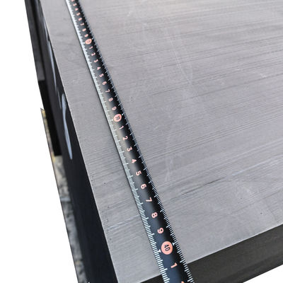 Bloc de graphite de frittage artificiel à haute densité 1,81 g/cm3 105 MPa Résistance à la compression
