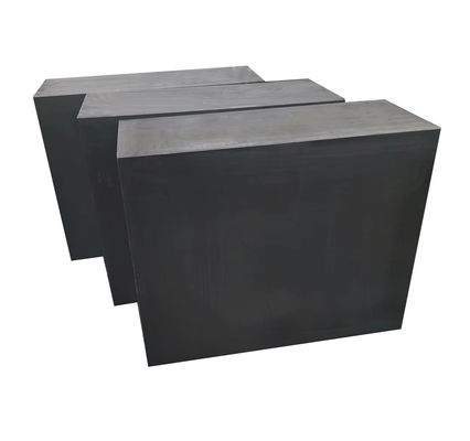 Graphite isostatique à haute densité EDM Bloc de graphite solide 115 Mpa Résistance à la compression