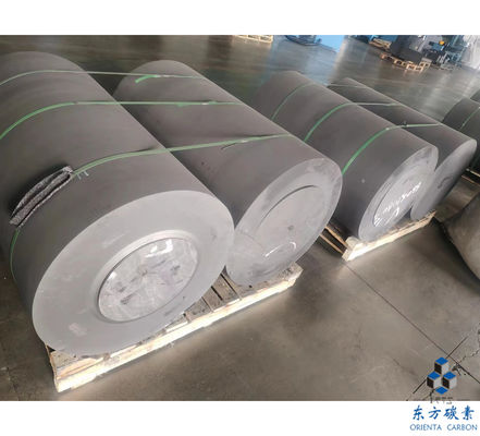 Bloc de graphite isostatique lisse pour le chauffage et le crucible 100 Mpa résistance à la compression