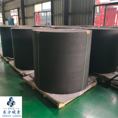 Bloc de graphite isostatique lisse pour le chauffage et le crucible 100 Mpa résistance à la compression