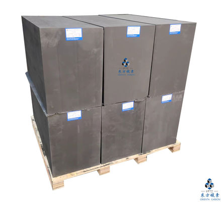 Bloc de graphite au carbone gris foncé isostatique Graphite hautement pur