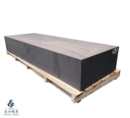 Bloc isostatique de graphite lisse de 12 μm, taille de grain, avec un point de fusion élevé