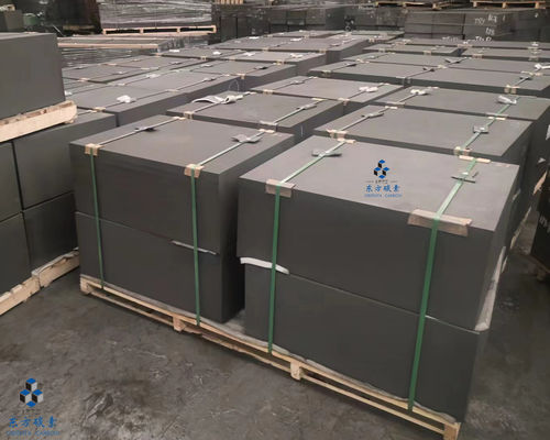 Graphite de coulée gris foncé 12 μm Taille de grain Résistance à haute température