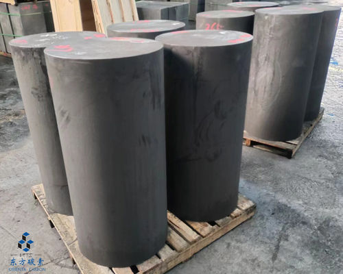 Conductivité thermique isostatique 1,80 G/Cm3 Blocs de graphite de silicium 110 - 125 W/Mk
