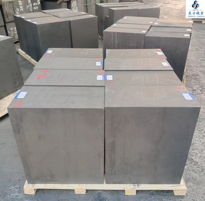 Graphite de batterie au lithium lisse gris foncé Bloc de graphite 1,80 G/Cm3 12 μm Taille du grain