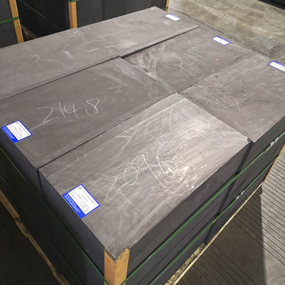 La coulée lumineuse de graphite en bloc d'or Les crucibles utilisent des blocs de graphite isostatique