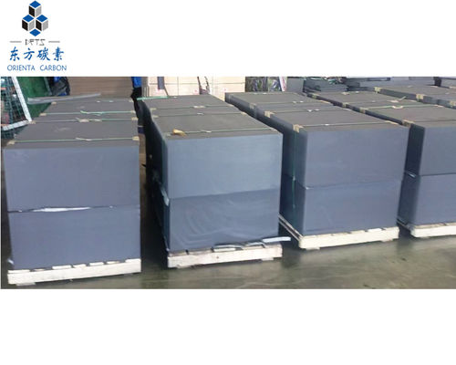 Prix d'usine du bloc de graphite isostatique Blocs de graphite à haute pureté au carbone pour l'industrie de traitement de précision EDM