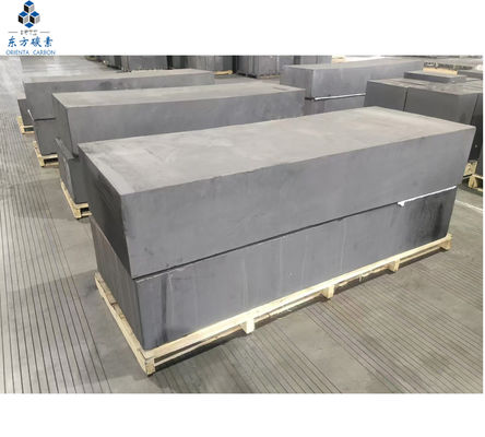 1600*800*350 Bloc de graphite de haute pureté avec une expansion thermique inférieure
