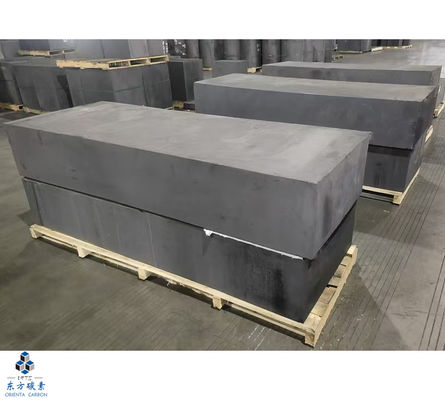 1600*800*350 Bloc de graphite de haute pureté avec une expansion thermique inférieure