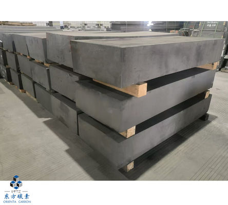 1600*800*350 Bloc de graphite de haute pureté avec une expansion thermique inférieure