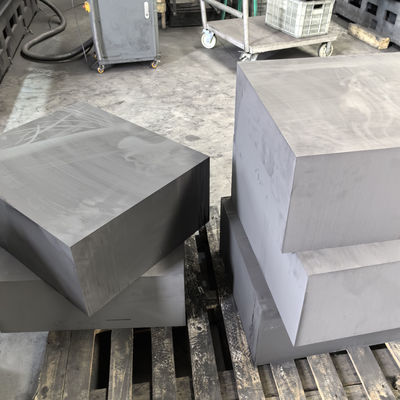 600*500*200 mm barres de graphite et bloc isostatique de graphite pour le frittage et la fusion des crucibles