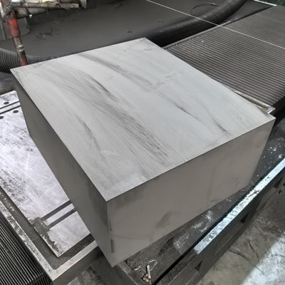 600*500*200 mm barres de graphite et bloc isostatique de graphite pour le frittage et la fusion des crucibles