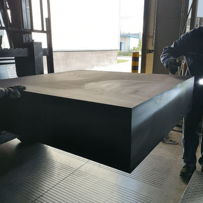 Graphite isostatique pour la fusion et le moulage